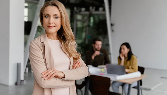 5-Ways-to-Stop-Playing-Small-and-Lead-With-Confidence